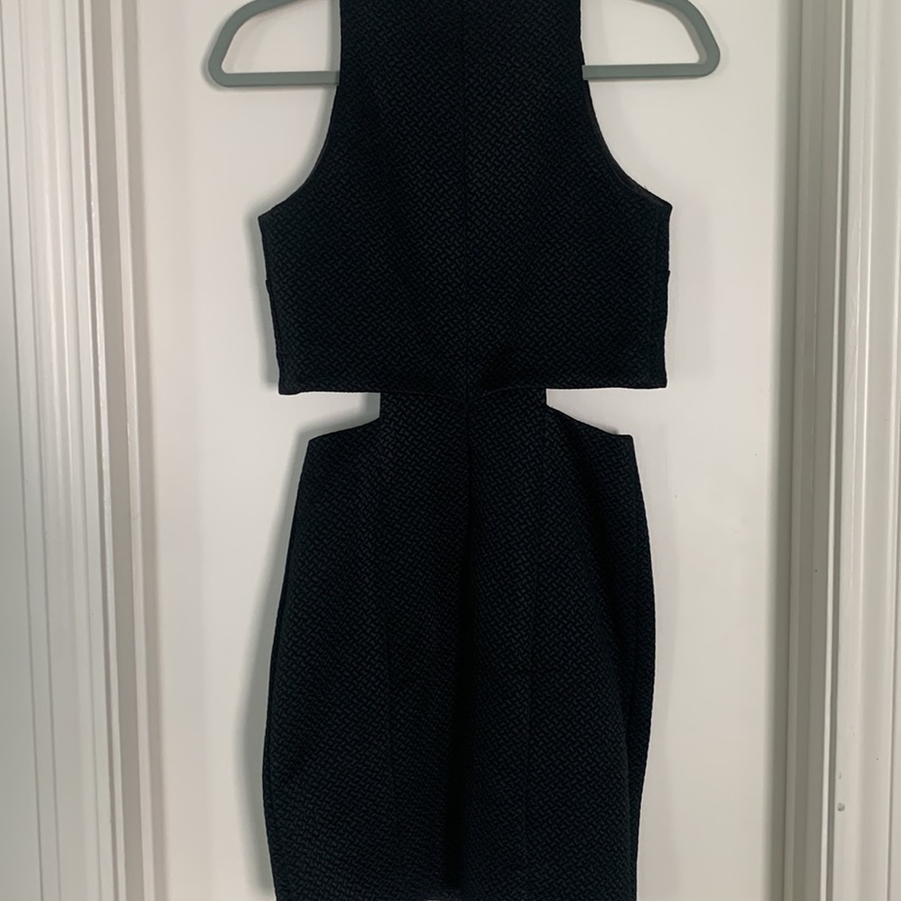 Cynthia Rowley dress, size 2. - Picture 3 of 4